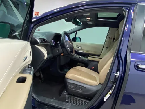 Toyota Sienna 3.5 Limited At