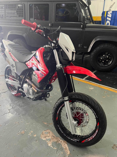 Imagen 5 de 6 de Honda Tornado 250