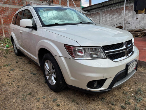 Dodge Journey 2.4 Sxt 7 Pasajeros Lujo At
