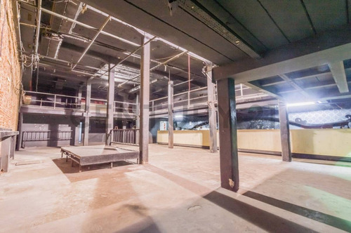 Excepcional Y Unica Propiedad Comercial En La Mejor Zona De San Telmo!!