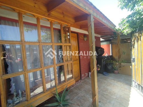 Casa En Venta De 4 Dorm. En Pasaje Cerrado, Puente Alto