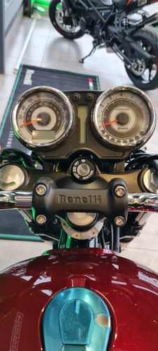 Imagen 10 de 25 de Benelli Imperiale 400 Benelli Store Pilar Mp
