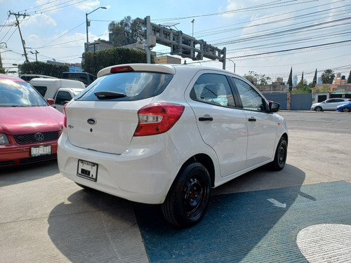 Imagen 5 de 15 de Ford Figo Impulse Hb 2017