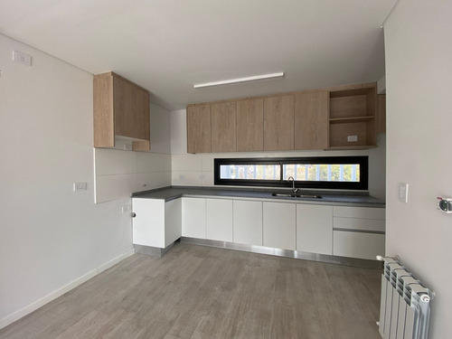 Venta Casa Housing - Nuevo Poeta Lugones - 2 Dorm