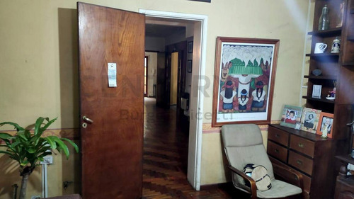 11 E/ 41 Y 42. Casa De 4 Dormitorios En Venta La Plata