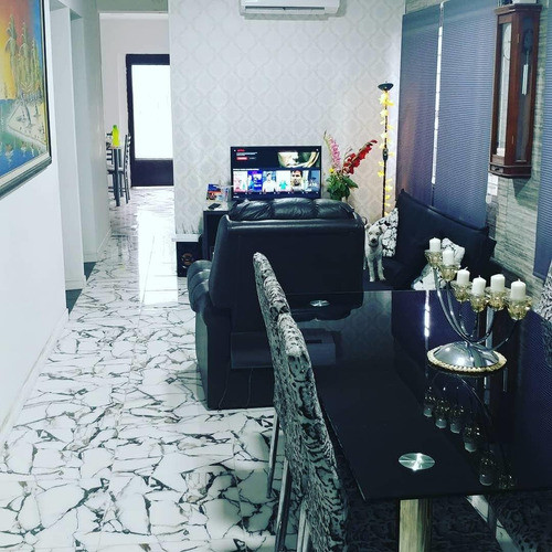A Estrenar Habitaciones, Dormitorios, (femenino)