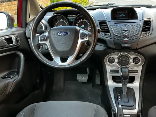 Ford Fiesta 1.6 Hatchback Se