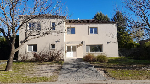 Casa En Venta En Barrio San Isidro Labrador, Villanueva, Tigre
