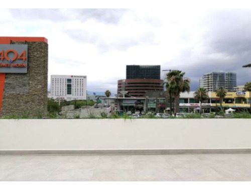 Local Comercial Plaza 404