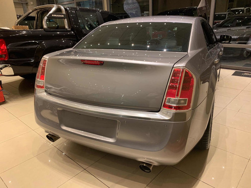 Chrysler C300 2014