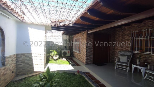 Imagen 30 de 30 de Hermosa Casa En Venta En Urb. La Mulera-cod. 23-531-jgvr.
