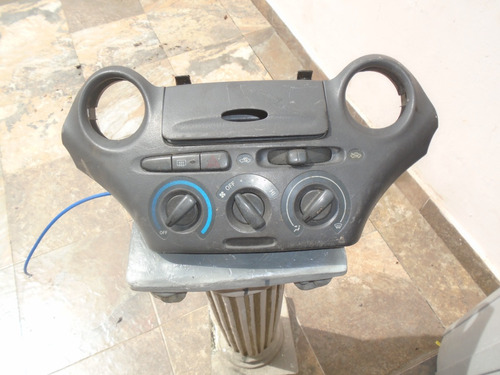 Vendo Control De Aire Acondionado De Toyota Yaris Año 2003