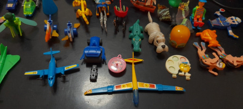 Juguetes Kinder Se Vende Lote (Usado)