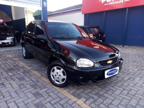 Imagem 10 de 12 de Chevrolet Classic 1.0 2010