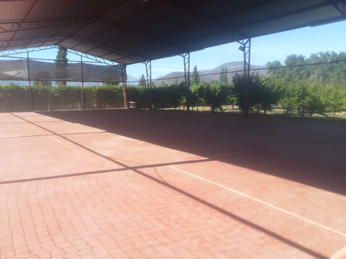 Arriendo Parcela Con Piscina Y Salón De Eventos Buin