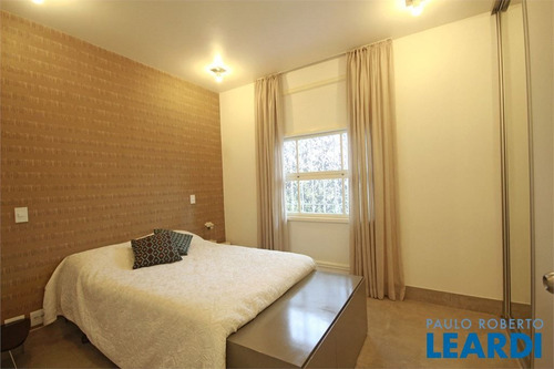 Imagem 9 de 15 de Casa Térrea - Alto De Pinheiros - Sp - 580993