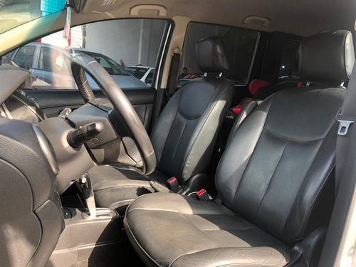 Nissan Grand Livina 1.8 Sl Aut Ano 2014 Baixo Km