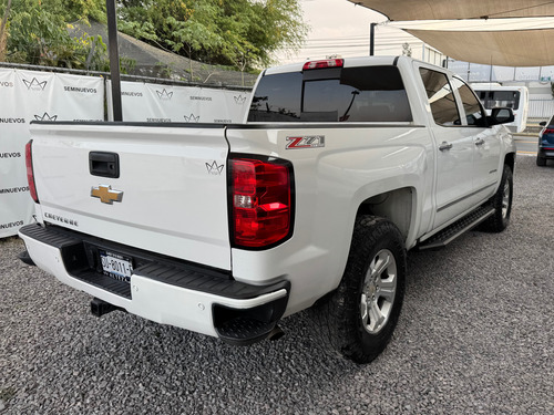 Chevrolet Cheyenne 5.4 2500 Doble Cab Lt Z71 4x4 At