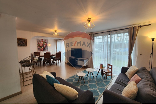 Renovada Y Con Jardín 3d+2b
