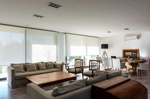 Venta Casa 4 Dormitorios 6 Baños Viñedos De La Tahona