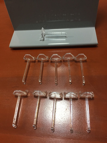 Exhibidor Multiple Vertical Con 10 Ganchos
