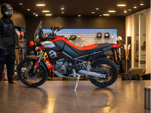 Imagen 2 de 25 de Aprilia Tuareg 660cc Roja Entrega Inmediata 80cv