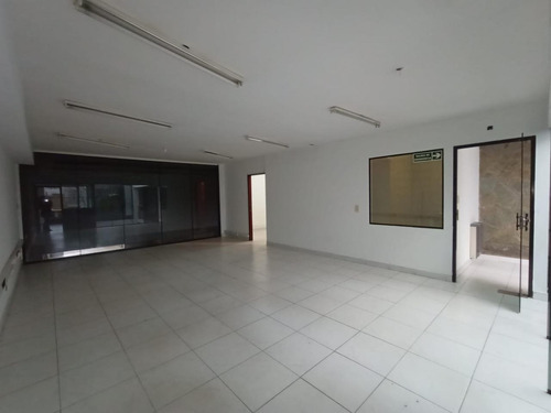 Imagen 25 de 30 de Local En Venta En La Plata Calle 8 E/ 61 Y 62 - Dacal Bienes Raíces