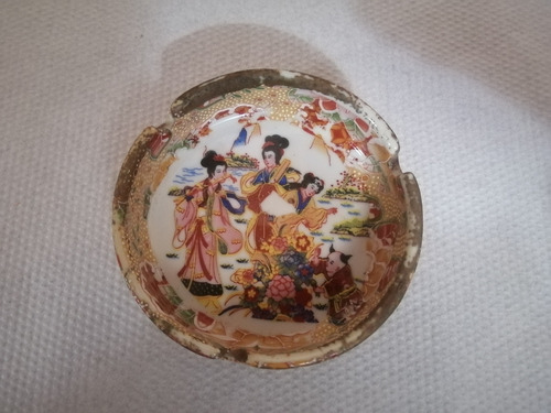 Cenicero Antiguo Japonés Imari De Colección Museo Porcelana 