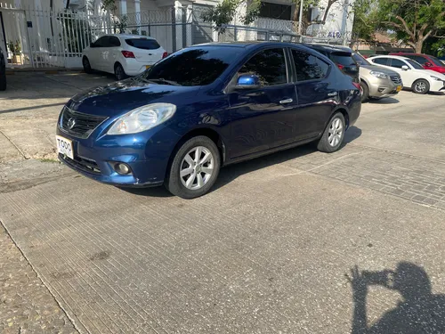 Nissan Versa 1.6 Advance