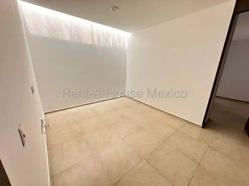 Zibata, Qro. Se Vende Casa Con 3 Recamaras 175 M2 De Construccion Qh 253112