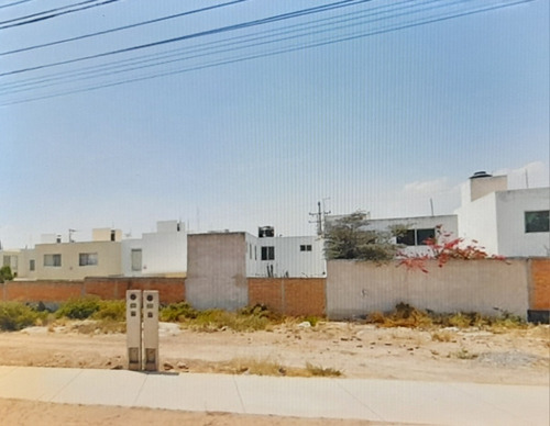 4 Terrenos Comerciales Frente A San Angel En Villa Magna