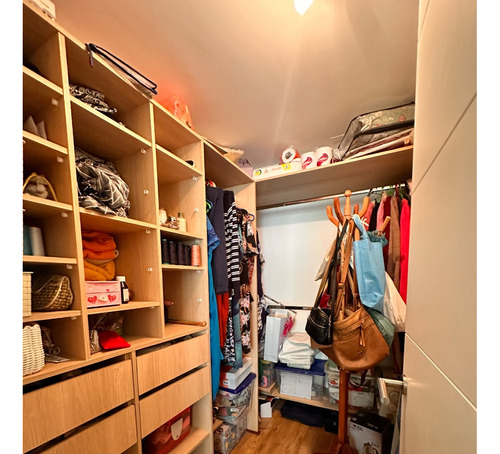 Amplio Depto. 1 Dorm+ 1 E+ B - Metro Simón Bolivar
