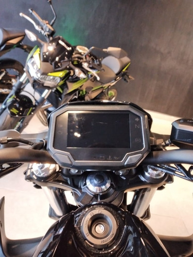 Kawasaki Z650 Preta 0km Modelo 2021 - 3