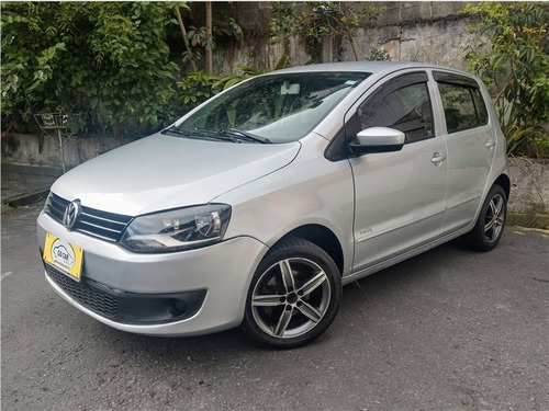 Imagem 1 de 13 de Volkswagen Fox 1.0 Mi Trend 8v Flex 4p Manual