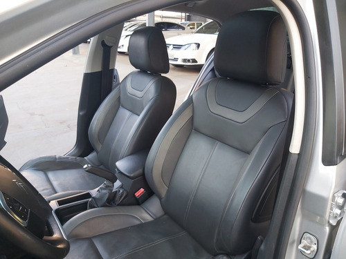 Imagem 6 de 10 de C4 Lounge Exclusive 1.6 Thp Flex 16/16 Automático Teto Solar