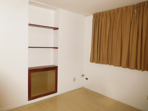 Imagen 10 de 30 de Centro, A Mts De Florida Y Galerias Pacifico, Depto 3 Ambientes , 2 Baños, Cocina 6 X 3 Mts, 88 M2