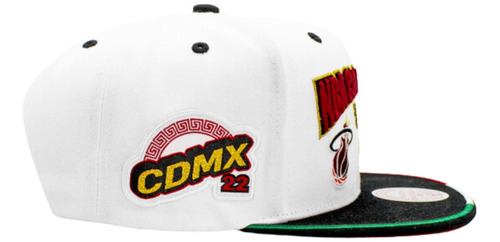 Gorra Ajustable Mitchell & Ness Nba Game Cdmx 2022 Two Tone