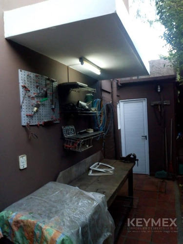 Casa En Venta En De Vicenzo Chico Oportunidad!