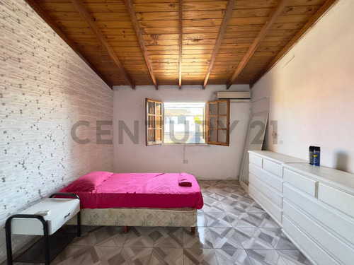 Casa Con 4 Dormitorios En Venta En Virreyes