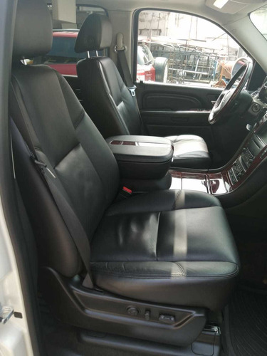 Imagen 12 de 12 de Cadillac Escalade Platinun Corta