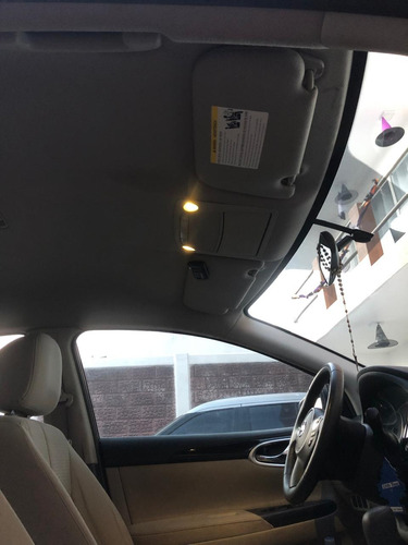 Nissan Sentra 1.8 Advance Mt