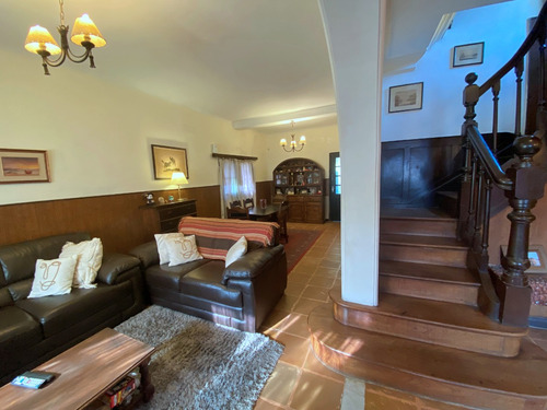 Venta Casa De 3 Dormitorios En El Prado