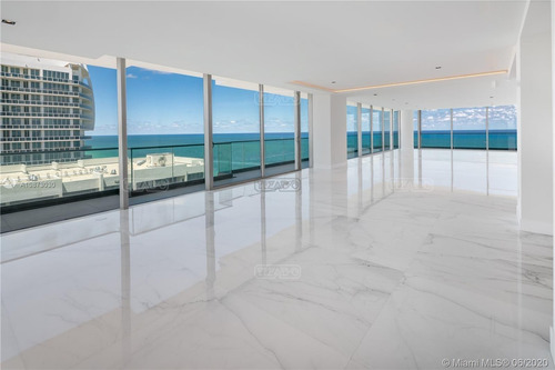 Imagen 2 de 14 de Departamento En Venta Ubicado En Bal Harbour, Miami