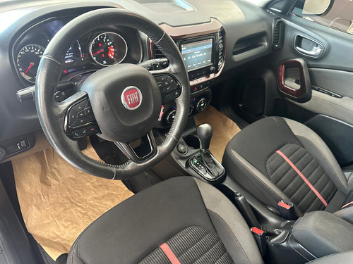 Fiat Toro 1.8 16v Freedom Flex 4x2 Aut. 4p
