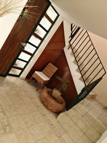 Se Vende Residencia En Carretas, Super Cétrica, De Super Lujo !!