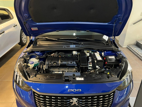 Imagen 18 de 23 de Peugeot 208 Feline 1.6