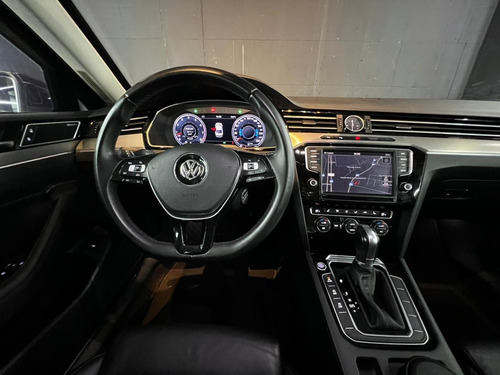 Volkswagen Passat 2.0 Tsi Highline 4p