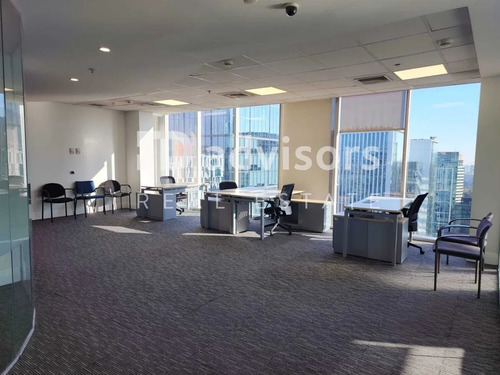 Excelente Oficina Amoblada, Clase A, Nueva Las Condes