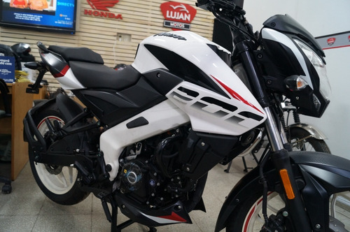 Imagen 4 de 10 de Bajaj Rouser Ns 200