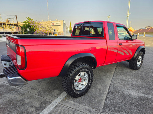 Frontier 4x4 Estandar 4 Cil Cabina Y Media